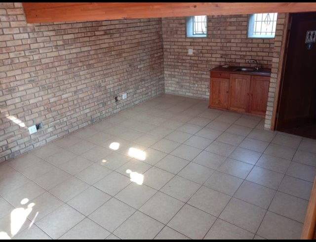 50M² OFFICE RENTED IN NEWTON PARK